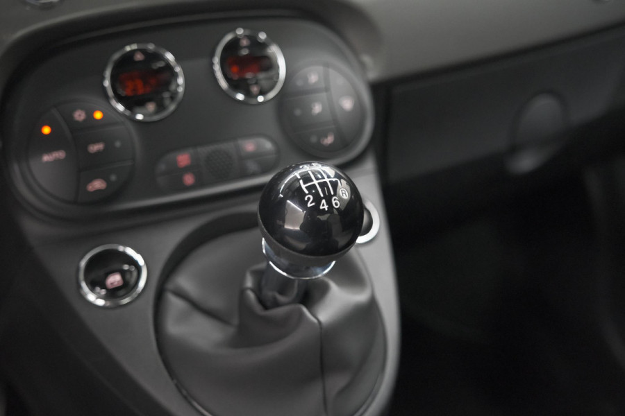 Fiat 500 1.0 Hybrid Dolcevita | Panoramadak | Apple Carplay | Parkeersensoren
