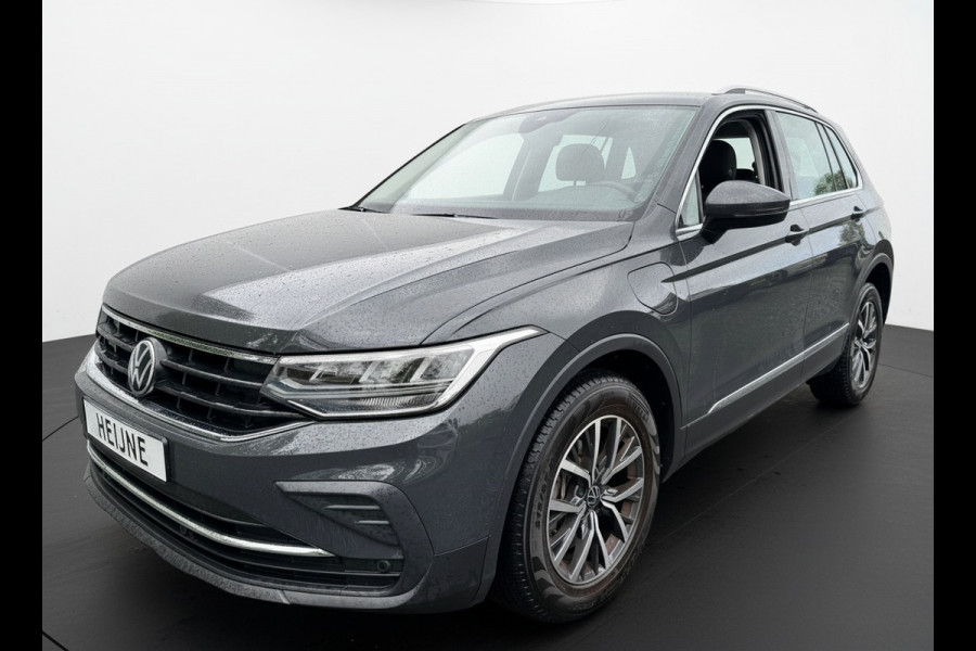 Volkswagen Tiguan TSI 245PK HYBRIDE DSG LIFE TREKHAAK/NAVI/VIRTUAL