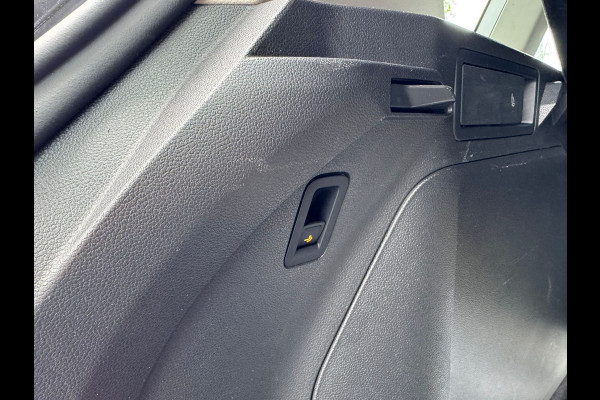 Volkswagen Tiguan TSI 245PK HYBRIDE DSG LIFE TREKHAAK/NAVI/VIRTUAL