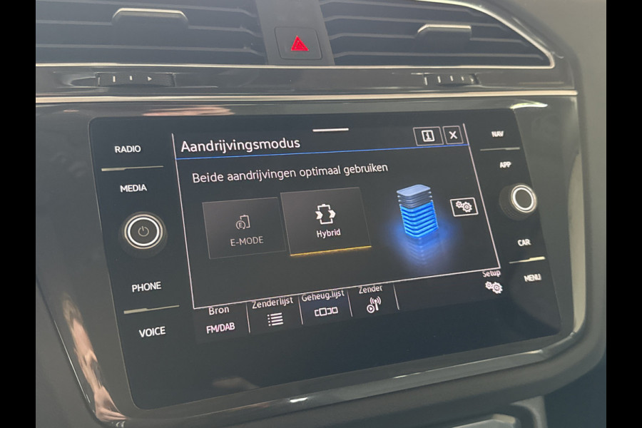 Volkswagen Tiguan TSI 245PK HYBRIDE DSG LIFE TREKHAAK/NAVI/VIRTUAL