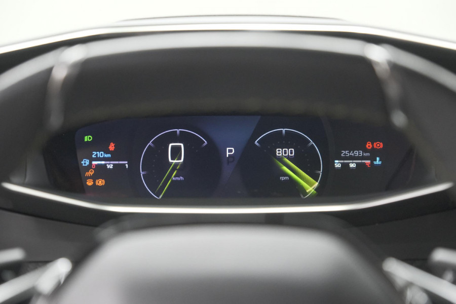 Peugeot 2008 PureTech 130 EAT8 GT | Camera | Apple Carplay | Parkeersensoren | 17 Inch Lichtmetalen Velgen