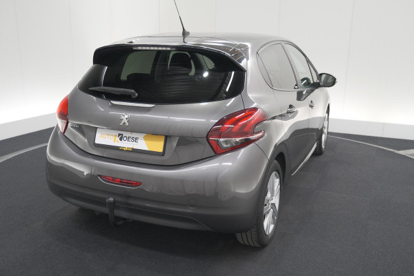 Peugeot 208 PureTech 82 Signature | Trekhaak | Parkeersensoren | Apple Carplay | Navigatie