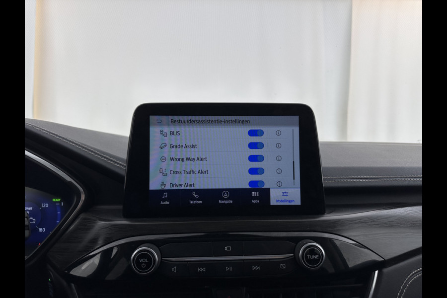 Ford Kuga 2.5 PHEV Vignale (Plug-in) (INCL-BTW) Aut. *LEATHER | ADAPTIVE-CRUISE | FULL-LED | DIGI-COCKPIT | KEYLESS | DAB | CARPLAY | NAVI-FULLMAP | MEMORY-PACK | HEATED-COMFORTSEATS | PRIVACYGLASS | TOWBAR | 18''ALU*