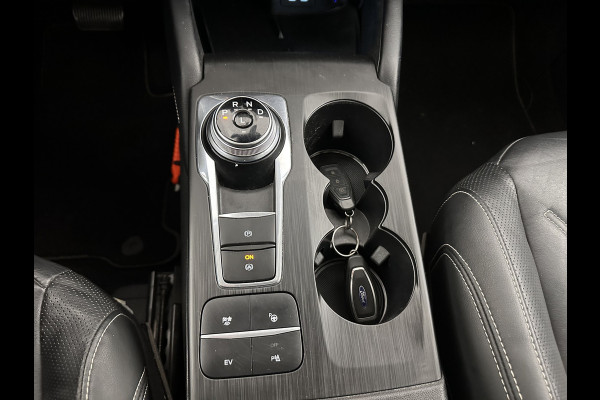 Ford Kuga 2.5 PHEV Vignale (Plug-in) (INCL-BTW) Aut. *LEATHER | ADAPTIVE-CRUISE | FULL-LED | DIGI-COCKPIT | KEYLESS | DAB | CARPLAY | NAVI-FULLMAP | MEMORY-PACK | HEATED-COMFORTSEATS | PRIVACYGLASS | TOWBAR | 18''ALU*