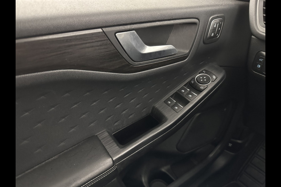 Ford Kuga 2.5 PHEV Vignale (Plug-in) (INCL-BTW) Aut. *LEATHER | ADAPTIVE-CRUISE | FULL-LED | DIGI-COCKPIT | KEYLESS | DAB | CARPLAY | NAVI-FULLMAP | MEMORY-PACK | HEATED-COMFORTSEATS | PRIVACYGLASS | TOWBAR | 18''ALU*