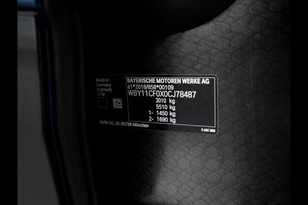 BMW iX xDrive40 High Executive 77 kWh AWD [ 3-Fase-11kW ] {SoH-100%} (INCL-BTW) *LEATHER | TOPVIEW | FULL-LED | MEMORY-PACK | HARMAN/KARDON | BLINDSPOT | WIDESCREEN-COCKPIT | HEATED-COMFORTSEATS | DAB | AMBIENTLIGHT | NAVI-FULLMAP | TOWBAR | HEAD-UP | 21''ALU*