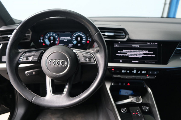 Audi A3 Sportback 35 TFSI Pro Line Automaat - N.A.P. Airco, Cruise, PDC, Carplay.