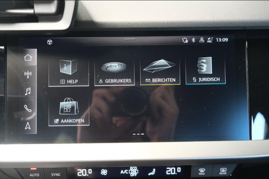Audi A3 Sportback 35 TFSI Pro Line Automaat - N.A.P. Airco, Cruise, PDC, Carplay.