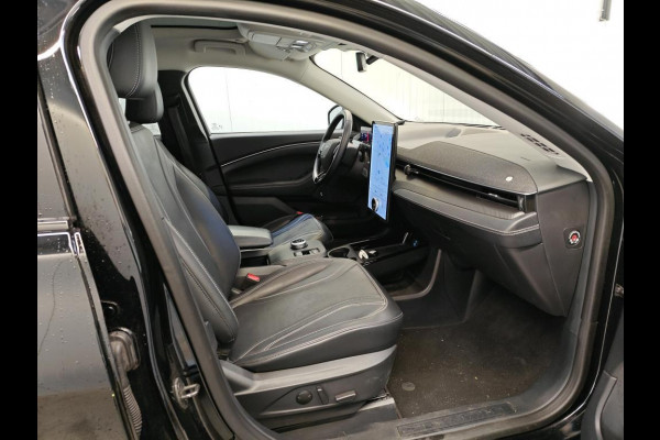Ford Mustang Mach-E Standard RWD 73 kWh | 55.000 KM | Technology Pack | Bang & Olufsen | Panorama Dak | WORDT VERWACHT!