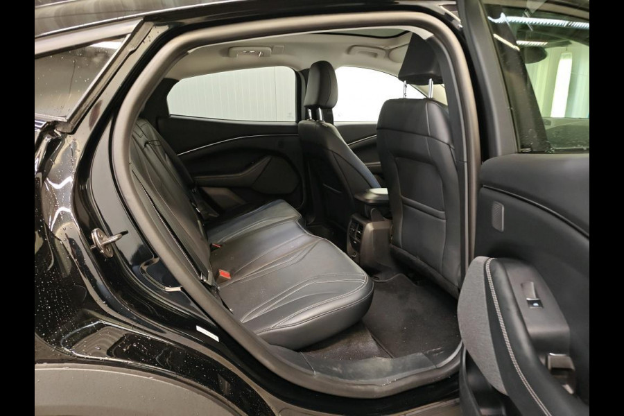 Ford Mustang Mach-E Standard RWD 73 kWh | 55.000 KM | Technology Pack | Bang & Olufsen | Panorama Dak | WORDT VERWACHT!