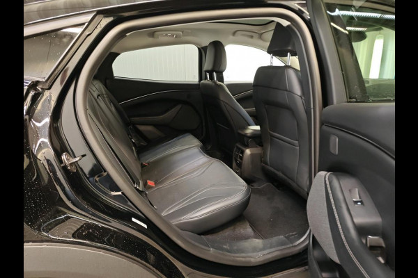 Ford Mustang Mach-E Standard RWD 73 kWh | 55.000 KM | Technology Pack | Bang & Olufsen | Panorama Dak | WORDT VERWACHT!