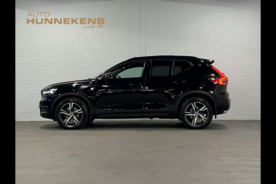 Volvo XC40 2.0 T4 AWD R-Design Trekhaak | Open dak | Stoelverwarming | Achteruitrij camera | Leder | Navigatie