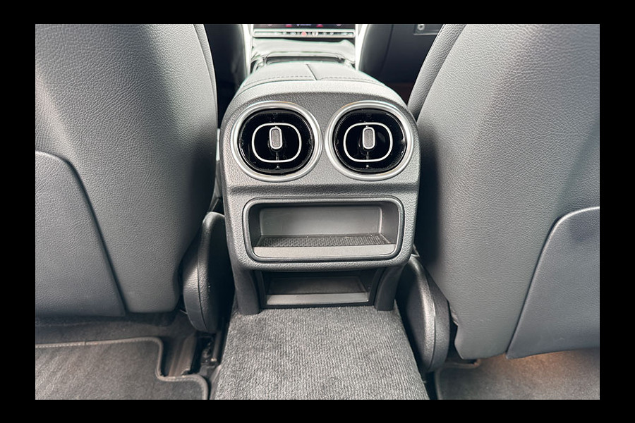 Mercedes-Benz C-Klasse 300e AVANTGARDE ** HIGH LED, NAVI+, MEMORY, CAMERA, WINTER ** 1e EIG - Ex MB-AG - UNFALLFREI ** ** INFORMEER OOK NAAR ONZE AANTREKKELIJKE FINANCIAL-LEASE TARIEVEN **