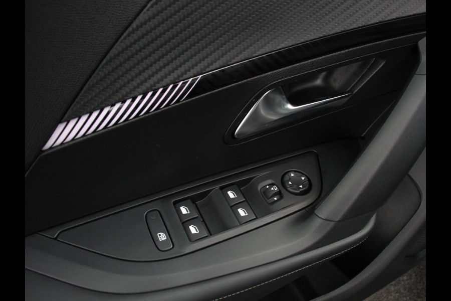 Peugeot 2008 1.2 Hybrid 136 pk Automaat Allure Navigatie Apple Carplay/Android Auto Climate Control Led Parkeer sensoren Cruise Control Stoelverwarming