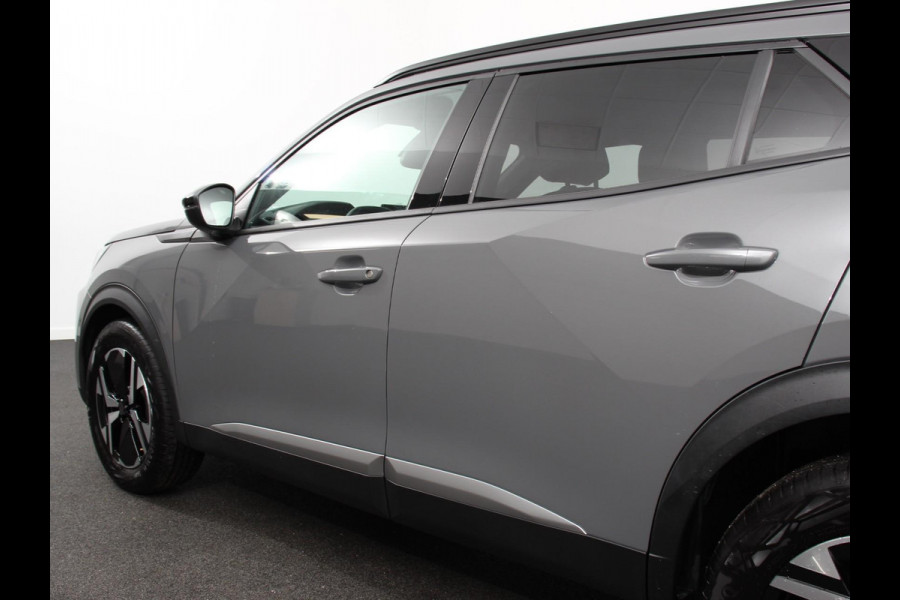 Peugeot 2008 1.2 Hybrid 136 pk Automaat Allure Navigatie Apple Carplay/Android Auto Climate Control Led Parkeer sensoren Cruise Control Stoelverwarming