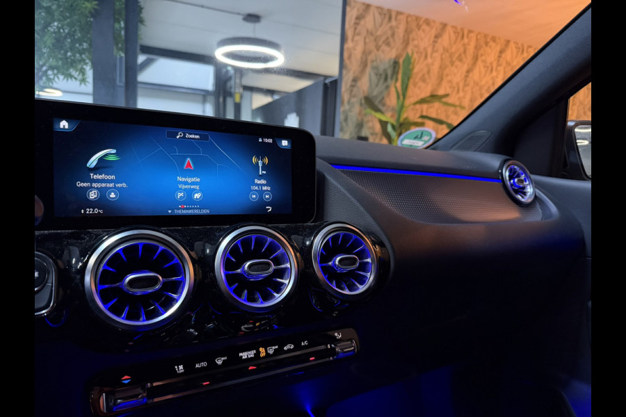 Mercedes-Benz B-Klasse 180 Business Solution Garantie Carplay Ambient Elek Achterklep Camera StoelVW Cruise Navi Led Rijklaar