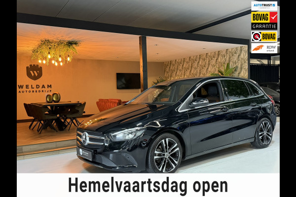 Mercedes-Benz B-Klasse 180 Business Solution Garantie Carplay Ambient Elek Achterklep Camera StoelVW Cruise Navi Led Rijklaar