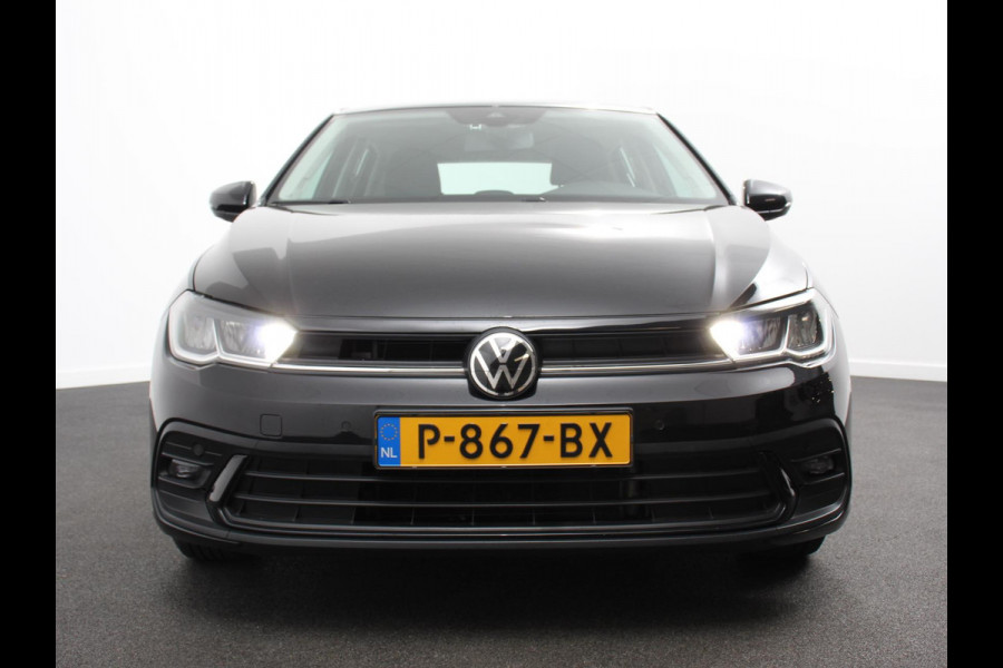 Volkswagen Polo 1.0 TSI Life Navigatie  Digitale Cockpit  Airco  Parkeer sensoren V+A LED  Lichtmetalen Velgen  Bluetooth  Limitter