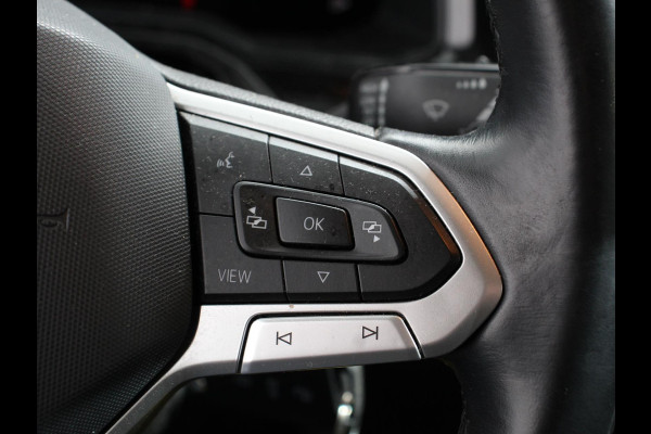 Volkswagen Polo 1.0 TSI Life Navigatie  Digitale Cockpit  Airco  Parkeer sensoren V+A LED  Lichtmetalen Velgen  Bluetooth  Limitter
