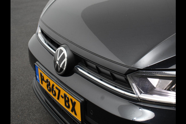 Volkswagen Polo 1.0 TSI Life Navigatie  Digitale Cockpit  Airco  Parkeer sensoren V+A LED  Lichtmetalen Velgen  Bluetooth  Limitter