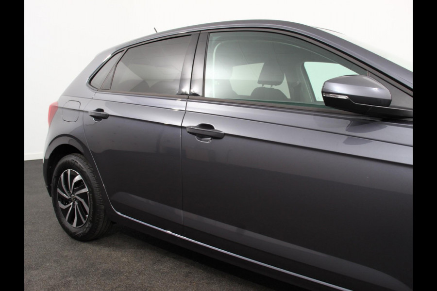 Volkswagen Polo 1.0 TSI 70kW DSG Life Edition Navigatie Apple Carplay/Android Auto Camera Airco Lichtmetalen Velgen Extra Getint Glas