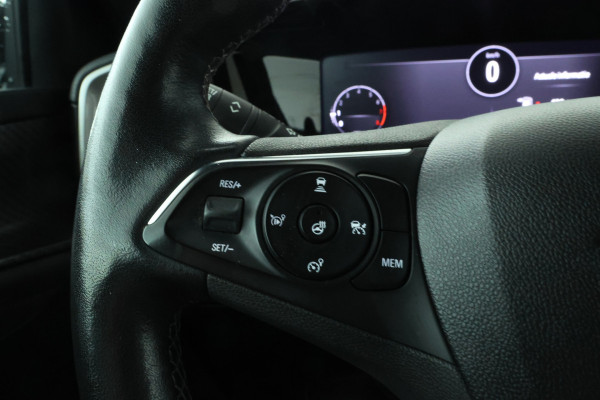 Opel Mokka 1.2 Turbo Ultimate Navigatie, Apple carplay, Leer, Massage, Airco