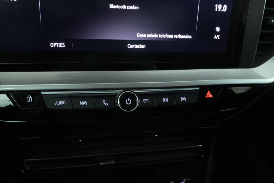 Opel Mokka 1.2 Turbo Ultimate Navigatie, Apple carplay, Leer, Massage, Airco