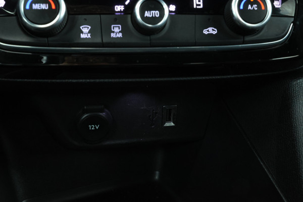 Opel Mokka 1.2 Turbo Ultimate Navigatie, Apple carplay, Leer, Massage, Airco