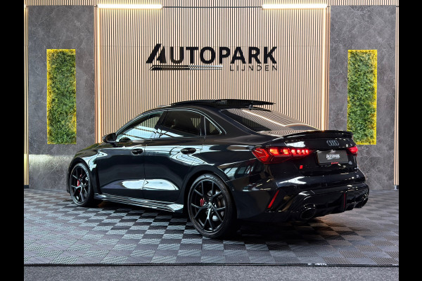 Audi RS3 Limousine 2.5 TFSI RS 3 quattro BTW|PANO|SONOS|HuD|MATRIX|ACC|KEYLESS|CARPLAY|FABRIEKSGARANTIE|2025|DODEHOEK|BOMVOL!