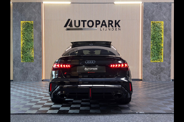 Audi RS3 Limousine 2.5 TFSI RS 3 quattro BTW|PANO|SONOS|HuD|MATRIX|ACC|KEYLESS|CARPLAY|FABRIEKSGARANTIE|2025|DODEHOEK|BOMVOL!
