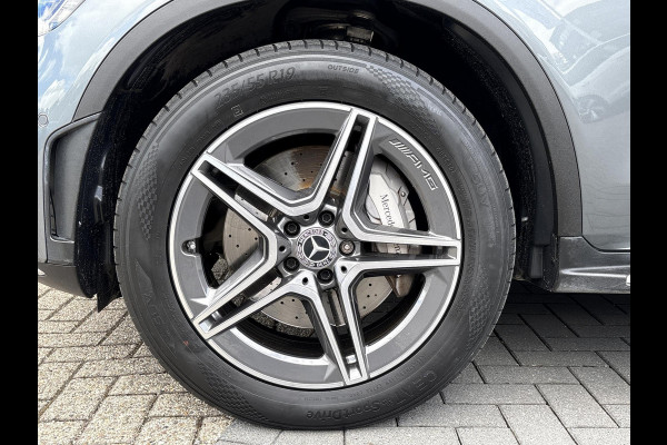 Mercedes-Benz GLC 300e 4MATIC AMG Line 320pk | PHEV | Panoramadak | Burmester Audio | Stoelverwarming | Achteruitrijcamera | 360 Camera | Dealeronderhouden
