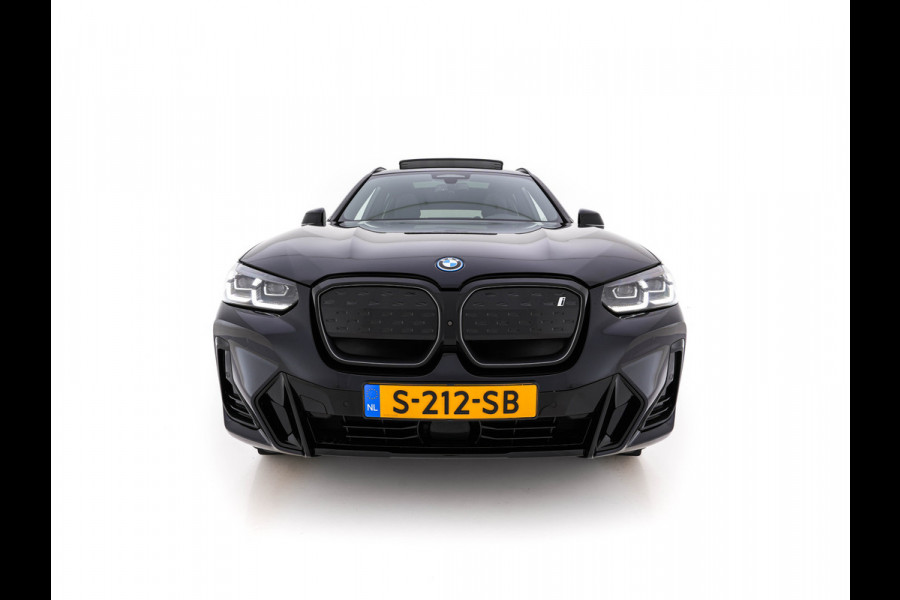BMW iX3 High Executive 80 kWh [ 3-Fase ] (INCL.BTW) Aut. *PANO | HEAD-UP | LEATHER | ADAPTIVE-CRUISE | FULL-LED | HARMAN/KARDON | TOP-VIEW | BLIND-SPOT | DIGI-COCKPIT | HEATED-COMFORTSEATS | DAB+ | NAVI-FULLMAP | 20''ALU*