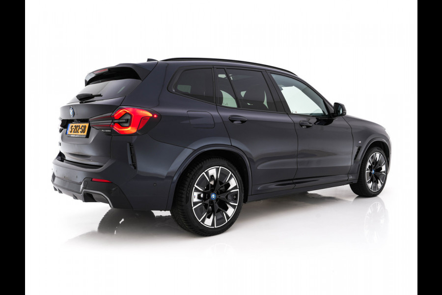 BMW iX3 High Executive 80 kWh [ 3-Fase ] (INCL.BTW) Aut. *PANO | HEAD-UP | LEATHER | ADAPTIVE-CRUISE | FULL-LED | HARMAN/KARDON | TOP-VIEW | BLIND-SPOT | DIGI-COCKPIT | HEATED-COMFORTSEATS | DAB+ | NAVI-FULLMAP | 20''ALU*