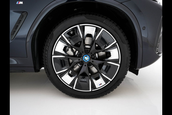 BMW iX3 High Executive 80 kWh [ 3-Fase ] (INCL.BTW) Aut. *PANO | HEAD-UP | LEATHER | ADAPTIVE-CRUISE | FULL-LED | HARMAN/KARDON | TOP-VIEW | BLIND-SPOT | DIGI-COCKPIT | HEATED-COMFORTSEATS | DAB+ | NAVI-FULLMAP | 20''ALU*