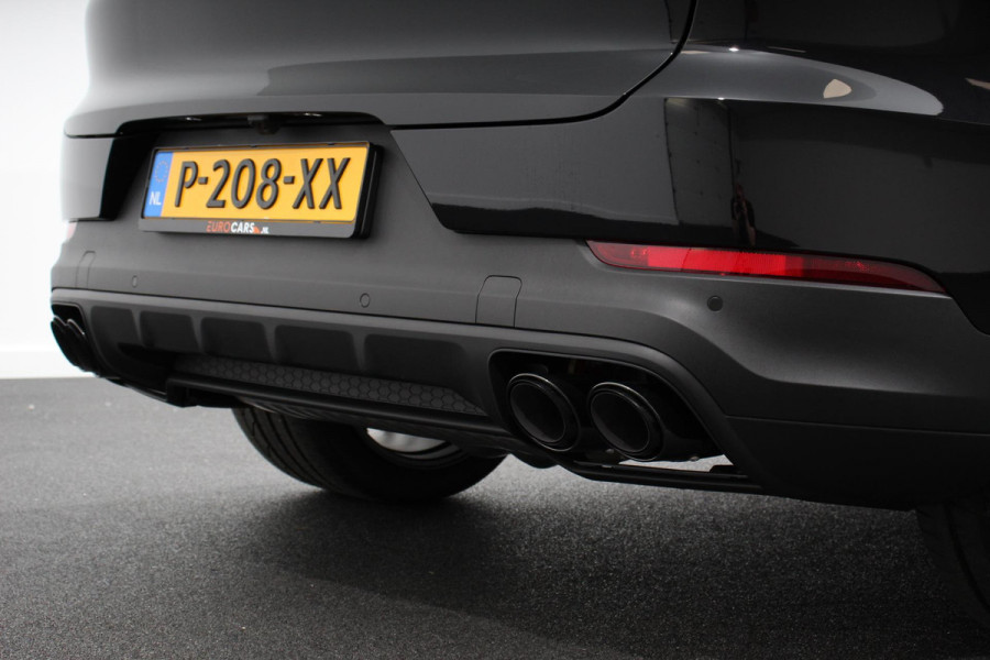 Porsche Cayenne Coupé 3.0 E-Hybrid Platinum Edition Luchtvering Leder Panoramadak Camera Navigatie Elektrisch bedienbare achterklep Apple Carplay/ Android  Lichtmetalen velgen Cruise control Sfeerlichting