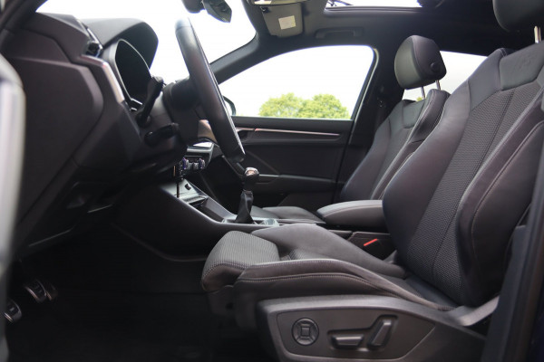 Audi Q3 35 TFSI 3x S Line / PANODAK / CARPLAY / SFEERVERL. / ELEK. STOEL