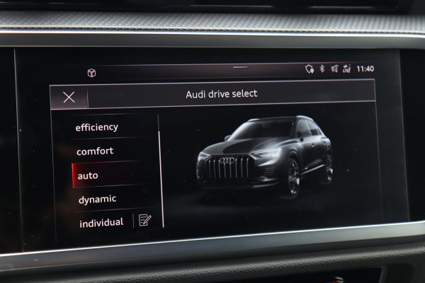 Audi Q3 35 TFSI 3x S Line / PANODAK / CARPLAY / SFEERVERL. / ELEK. STOEL
