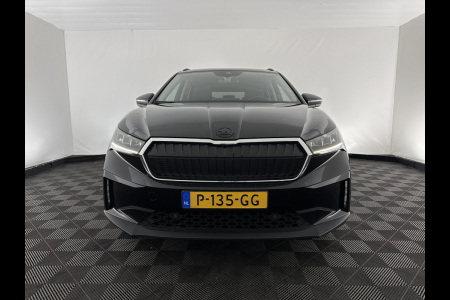 Škoda ENYAQ iV 60 [ 3-Fase ] (INCL-BTW) *LEATHER-FABRIC | FULL-LED | DIGI-COCKPIT | CAMERA | KEYLESS | NAVI-FULLMAP | AMBIENT-LIGHT | ECC | HEATED-COMFORTSEATS | PRIVACY-GLASS | DAB+ | PDC | CRUISE | 19"ALU*