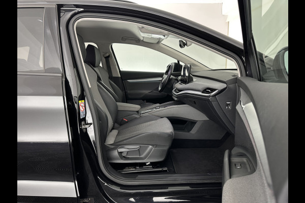 Škoda ENYAQ iV 60 [ 3-Fase ] (INCL-BTW) *LEATHER-FABRIC | FULL-LED | DIGI-COCKPIT | CAMERA | KEYLESS | NAVI-FULLMAP | AMBIENT-LIGHT | ECC | HEATED-COMFORTSEATS | PRIVACY-GLASS | DAB+ | PDC | CRUISE | 19"ALU*