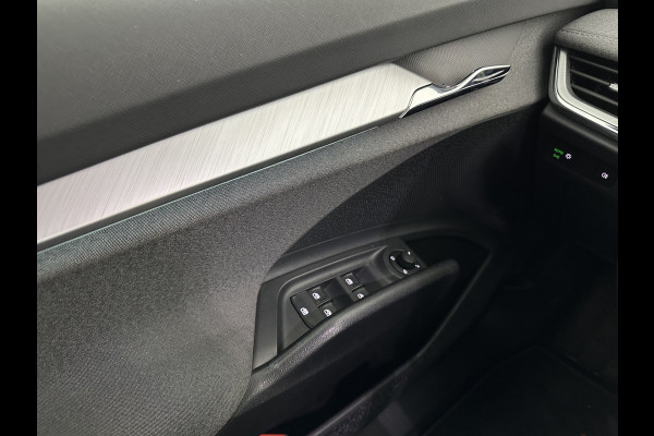 Škoda ENYAQ iV 60 [ 3-Fase ] (INCL-BTW) *LEATHER-FABRIC | FULL-LED | DIGI-COCKPIT | CAMERA | KEYLESS | NAVI-FULLMAP | AMBIENT-LIGHT | ECC | HEATED-COMFORTSEATS | PRIVACY-GLASS | DAB+ | PDC | CRUISE | 19"ALU*