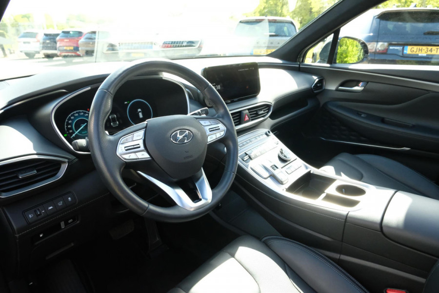 Hyundai Santa Fe 1.6 T-GDI PHEV Premium Plus Sky | Panoramadak | Dealer onderhouden | 360 Camera | Stoelkoeling/verwarming | KRELL Audio |