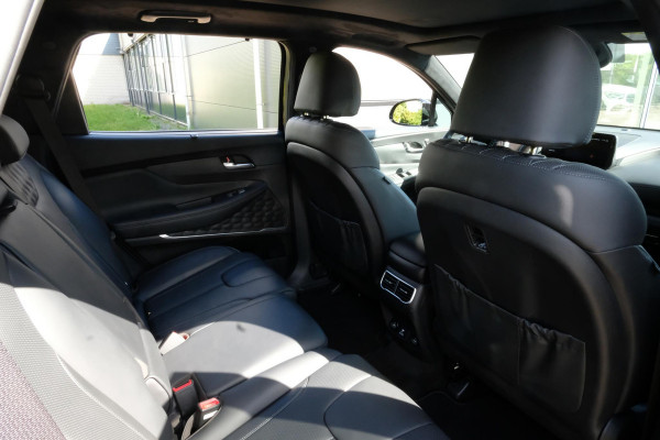 Hyundai Santa Fe 1.6 T-GDI PHEV Premium Plus Sky | Panoramadak | Dealer onderhouden | 360 Camera | Stoelkoeling/verwarming | KRELL Audio |