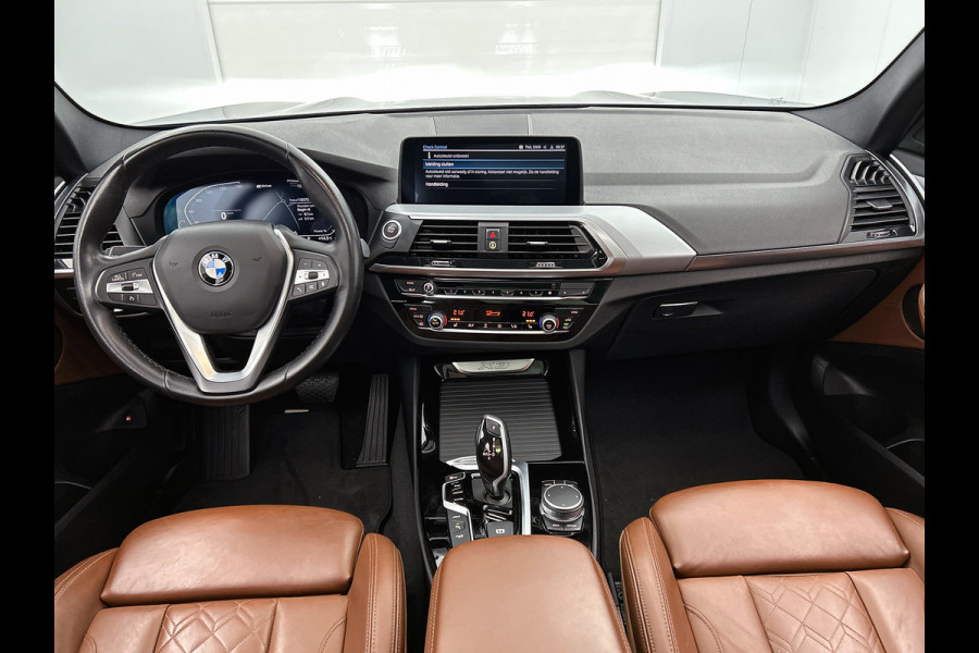 BMW X3 XDrive30e High Executive(Goed onderH, Panorama, Carplay, Camera, StoelV, Parkeersensoren V+A, Etc)