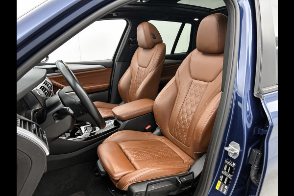 BMW X3 XDrive30e High Executive(Goed onderH, Panorama, Carplay, Camera, StoelV, Parkeersensoren V+A, Etc)