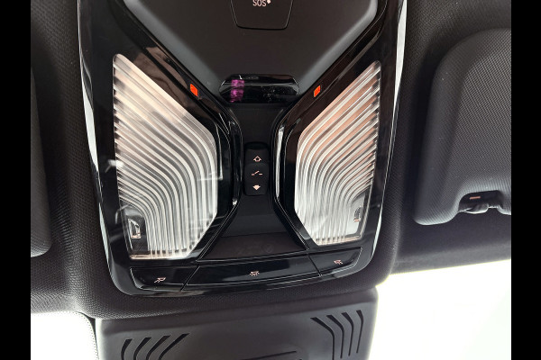 BMW X3 XDrive30e High Executive(Goed onderH, Panorama, Carplay, Camera, StoelV, Parkeersensoren V+A, Etc)