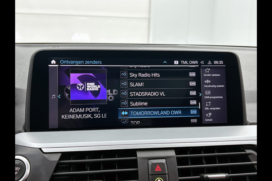 BMW X3 XDrive30e High Executive(Goed onderH, Panorama, Carplay, Camera, StoelV, Parkeersensoren V+A, Etc)