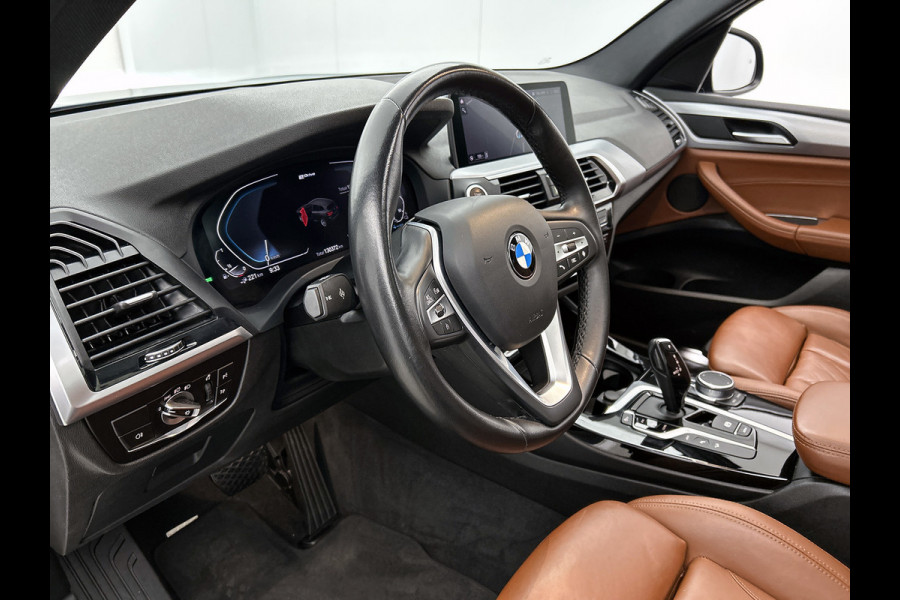 BMW X3 XDrive30e High Executive(Goed onderH, Panorama, Carplay, Camera, StoelV, Parkeersensoren V+A, Etc)