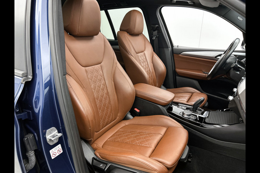BMW X3 XDrive30e High Executive(Goed onderH, Panorama, Carplay, Camera, StoelV, Parkeersensoren V+A, Etc)