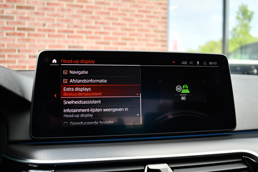 BMW 5 Serie 545e xDrive M-Sport Pano Comfseat HUD ACC H/K 360 Laser