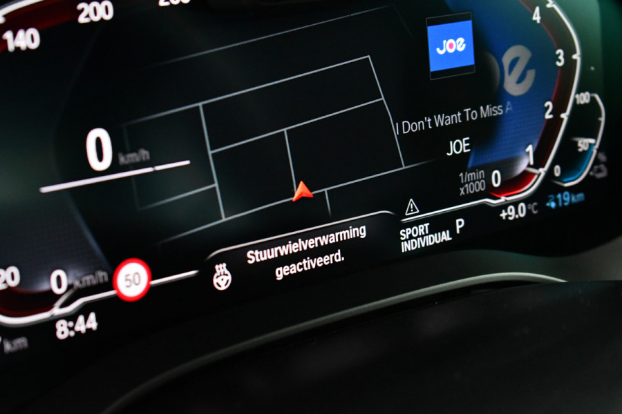 BMW 5 Serie 545e xDrive M-Sport Pano Comfseat HUD ACC H/K 360 Laser
